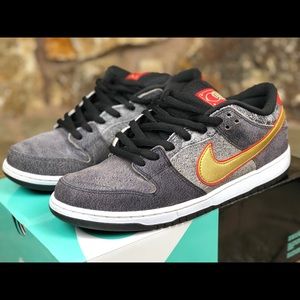 Nike Dunk Low Premium SB QS “Beijing” Mens Sz 13